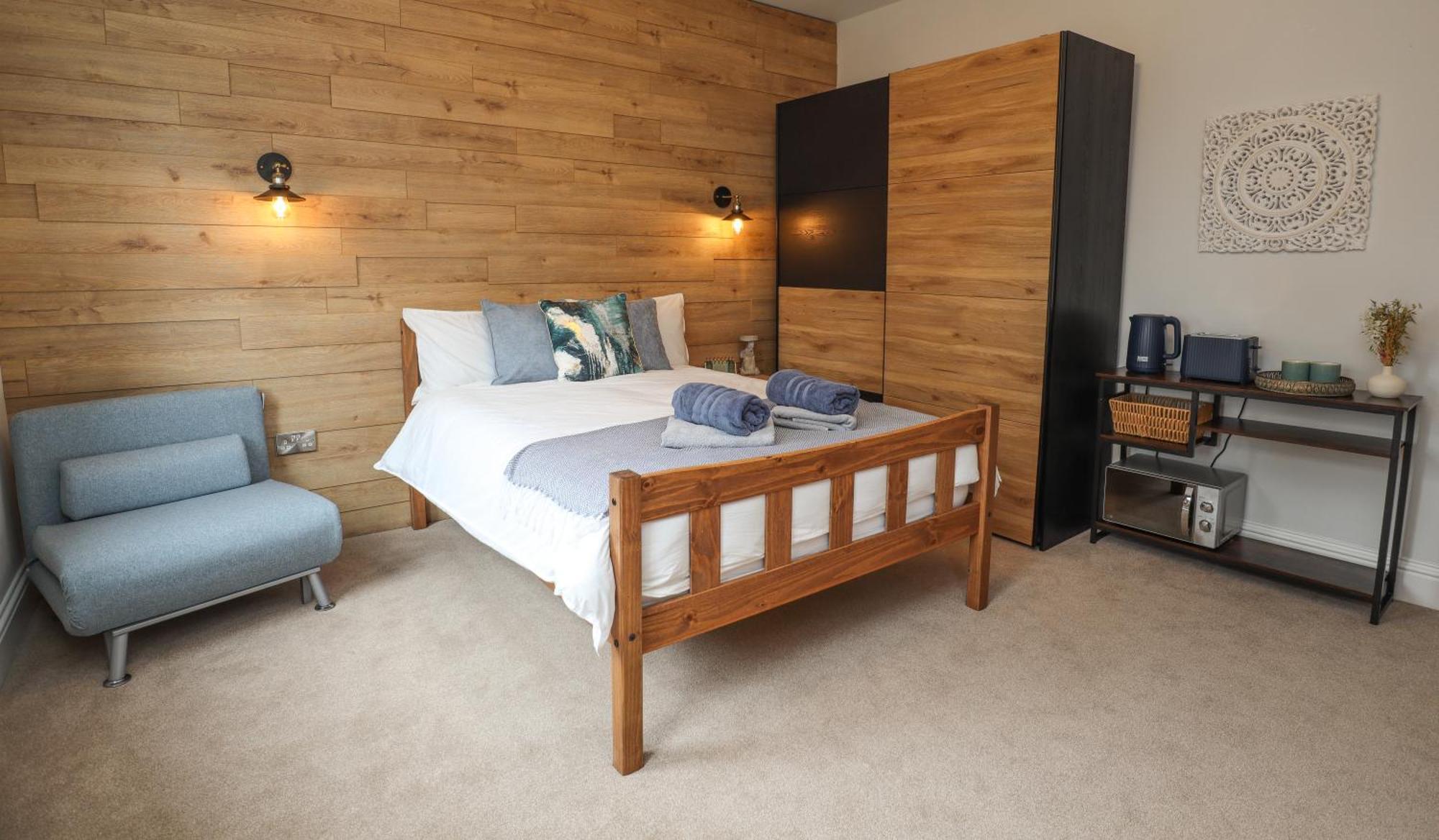 Aqua Nest Eastbourne - En-Suite, Free Parking, Kitchen Eksteriør billede